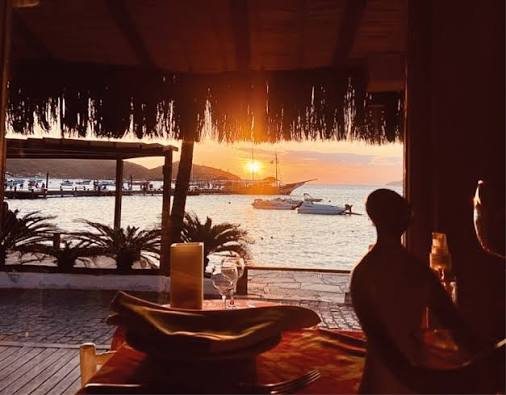 Bar do Zé, Brazilian / Seafood / Drinks
